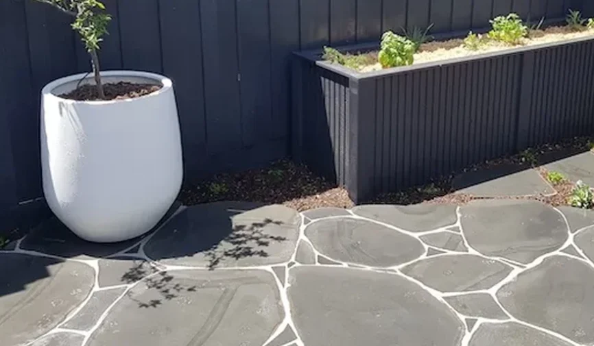 Avoid These 8 Common Mistakes During Crazy Paving Installation